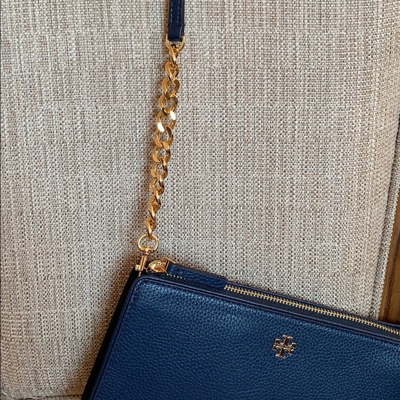 Tory Burch Carter Slim Crossbody Royal Navy - Picture 4 of 16